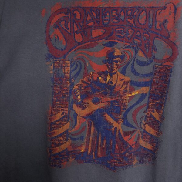 Polera con diseño de calavera manga corta