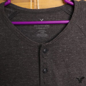IMG_3991 AMERICAN EAGLE Outfitters polera manga con botones