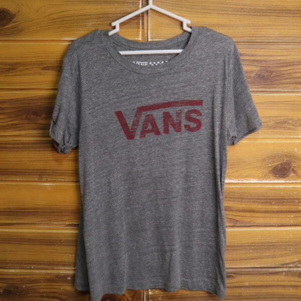 IMG_6331 VANS polera manga corta