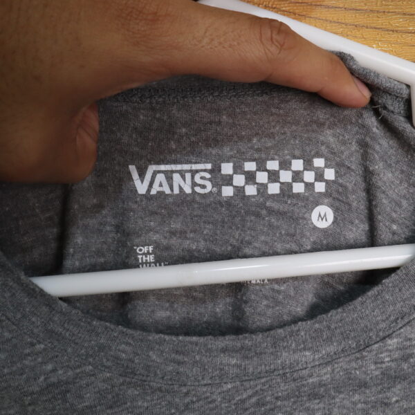 IMG_6333 VANS polera manga corta