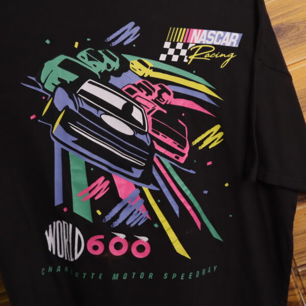 NASCAR con detalle polera manga corta