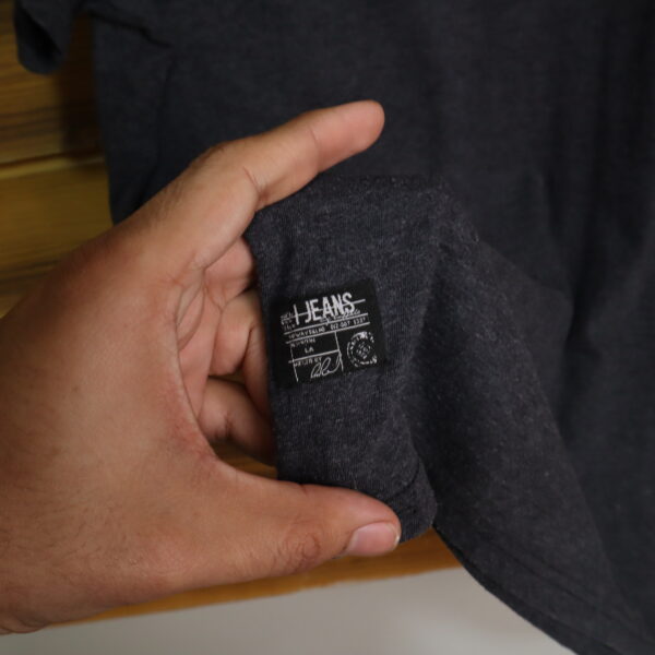 JEANS by Buffalo polera manga corta