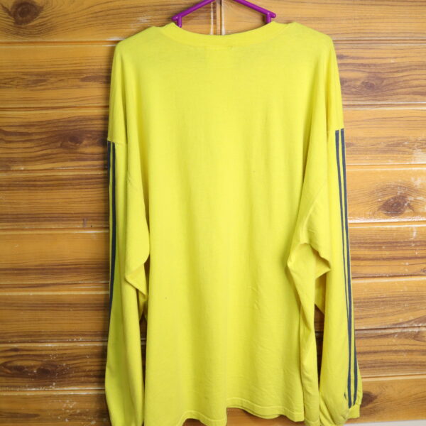 Adidas polera manga larga VINTAGE
