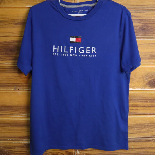 🟩Talla M TOMMY HILFIGER polera manga corta