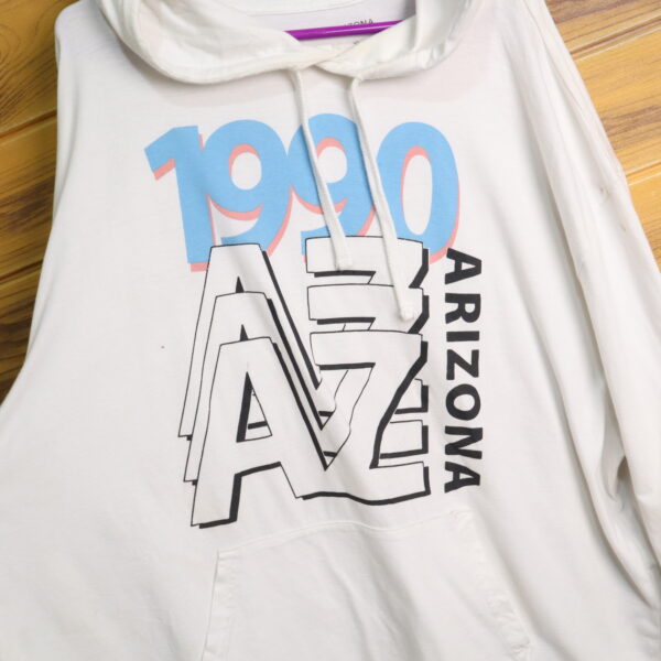 ARIZONA | Polera con capucha y bolsillo delantero