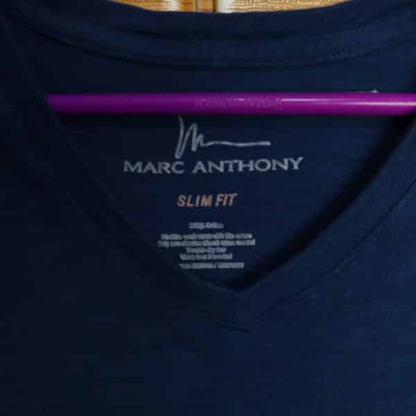 Marc Anthony | Polera cuello en v manga corta