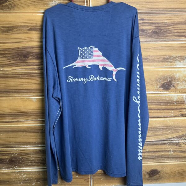 2026_04_10_17_19_IMG_4524 Tommy Bahama Polera manga larga Exclusiva